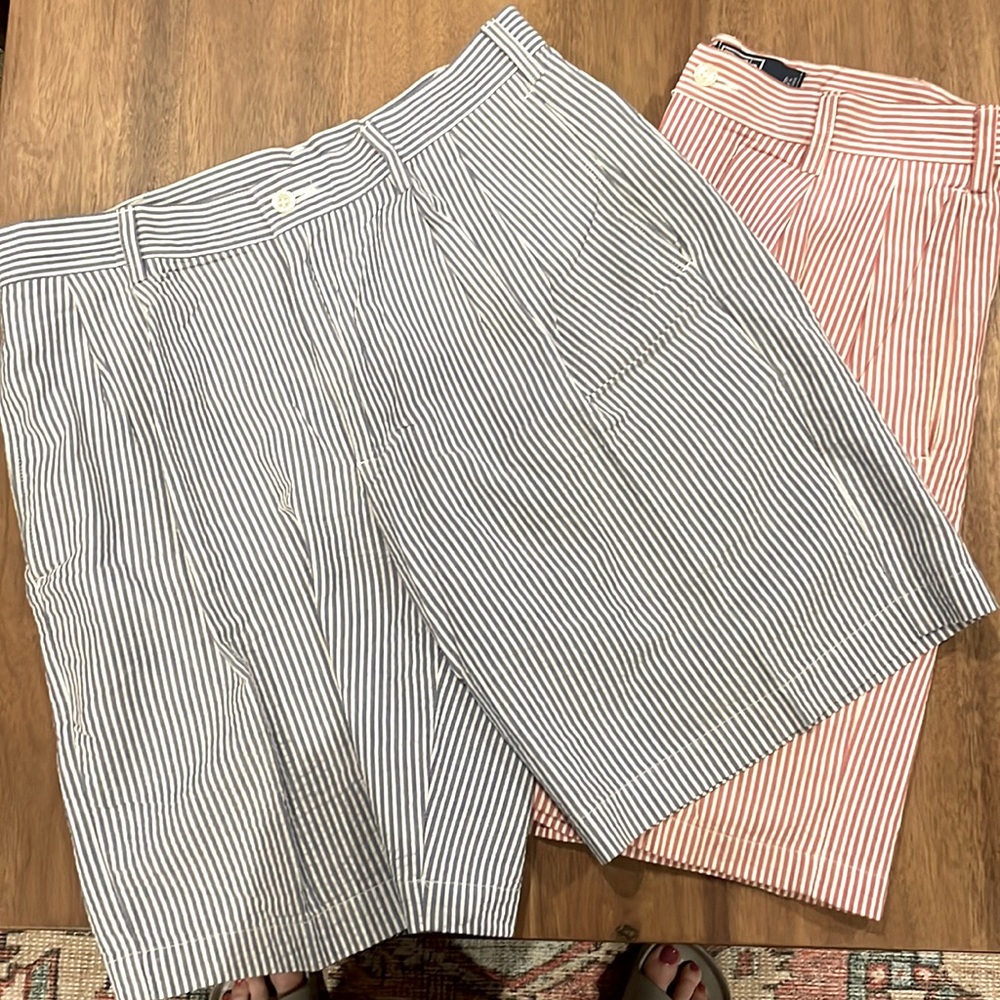 Size 33 seersucker shorts